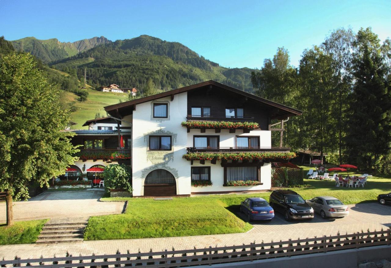 Johannahof Appartements Капрун Екстериор снимка