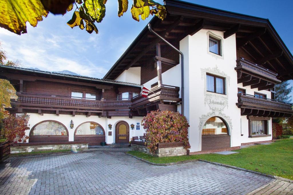 Johannahof Appartements Капрун Екстериор снимка